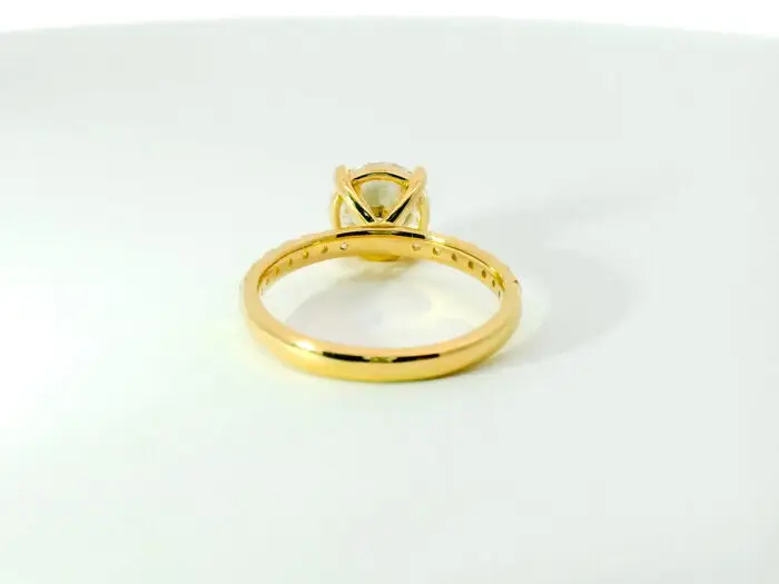 Emmy round brilliant solitaire