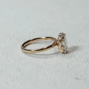 Olivia oval solitaire