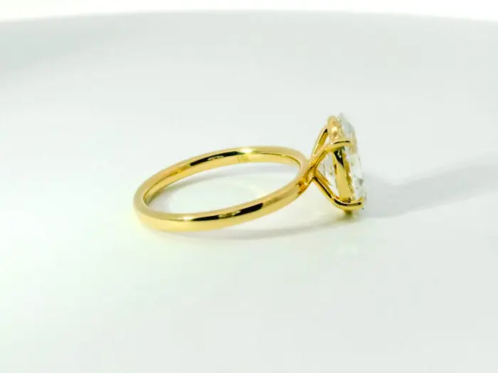 olivia oval solitaire